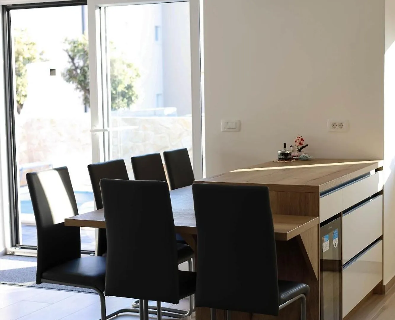 Apartamento Villa Rd Mandre - Private Paradise With Pool & Beautiful Garden