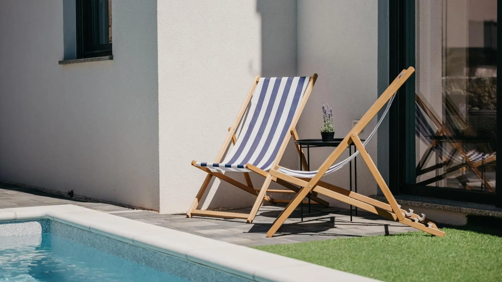 Villa Rd Mandre - Private Paradise With Pool & Beautiful Garden - Minimum 4-Night Stay Apartman